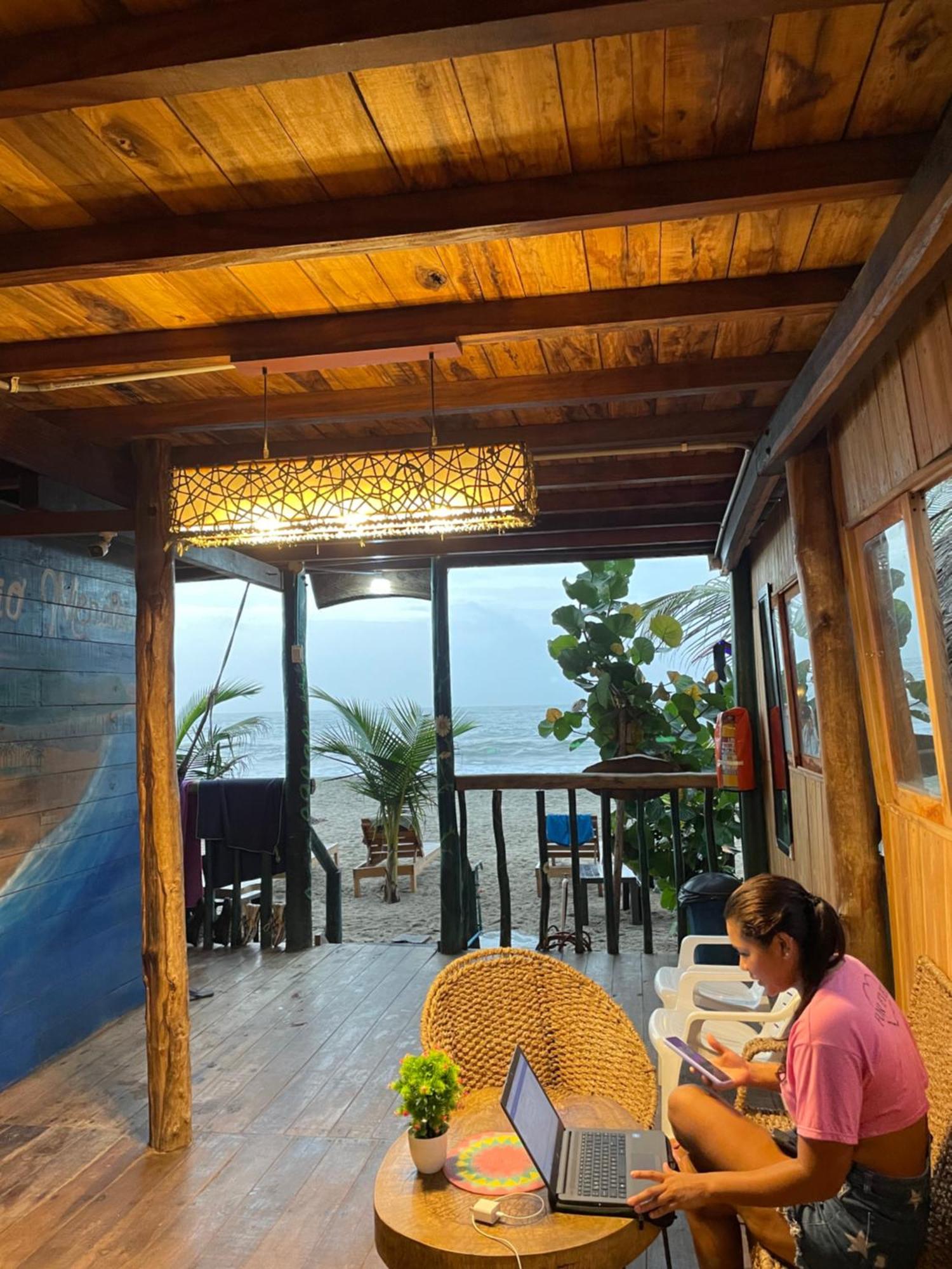 The Mompe Beach Hostal La Poza Exterior foto